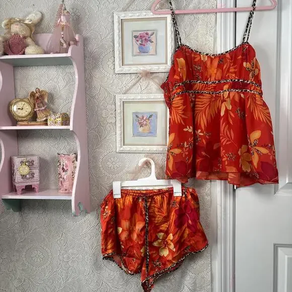 vintage secret treasures floral flowy set - Picture 1 of 6